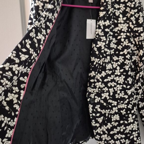 Banana Republic Floral black and white blazer Size 8 NWT - Picture 7 of 11
